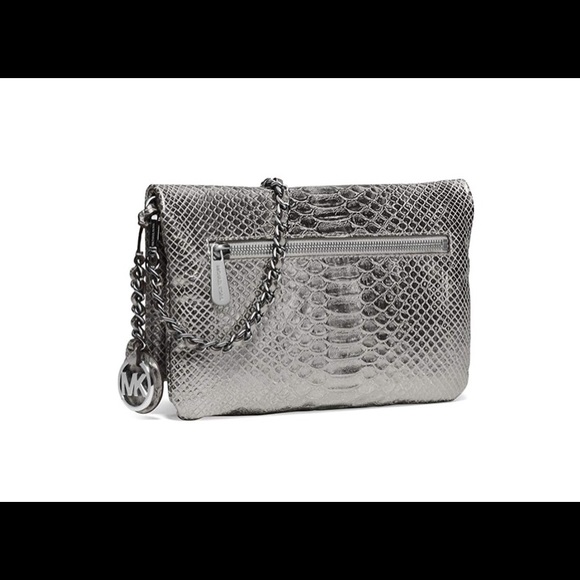 ❌Sold❌Michael Kors Crossbody - Picture 2 of 8